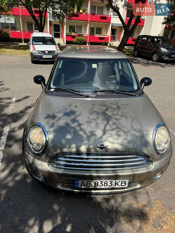 Хэтчбек MINI Cooper 2009 в Запорожье фото Хэтчбек MINI Cooper 2009 в Запорожье