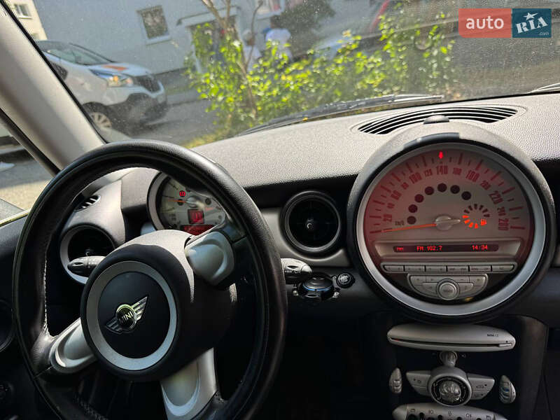 Хэтчбек MINI Cooper 2009 в Запорожье фото 5 Хэтчбек MINI Cooper 2009 в Запорожье