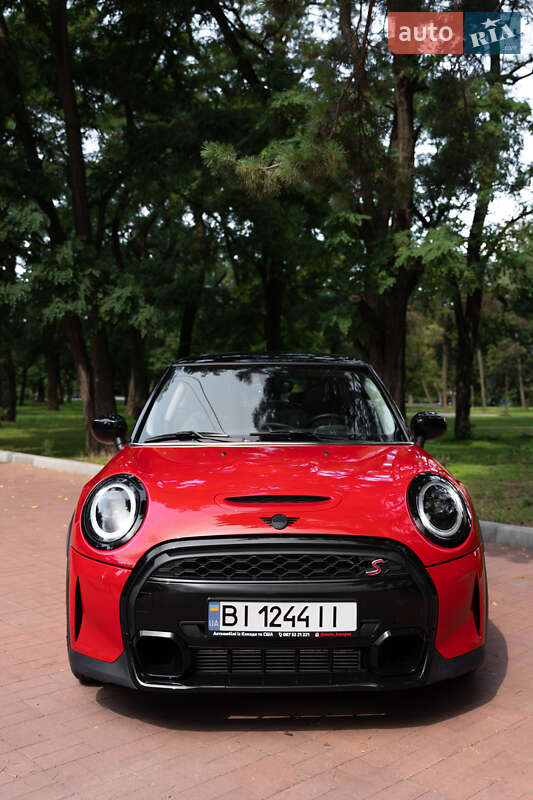 Хэтчбек MINI Cooper 2023 в Кременчуге