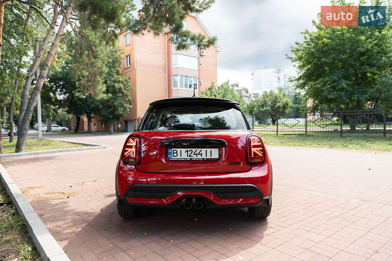 Хэтчбек MINI Cooper 2023 в Кременчуге
