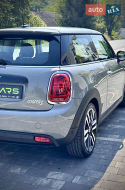 Хэтчбек MINI Cooper 2022 в 