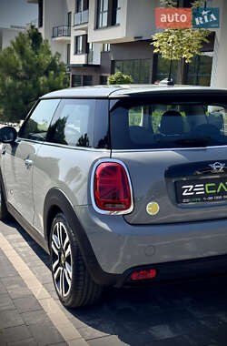Хэтчбек MINI Cooper 2022 в 