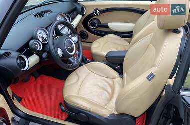 Хэтчбек MINI Cooper 2009 в 