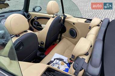 Хэтчбек MINI Cooper 2009 в 