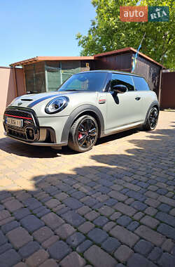 Хэтчбек MINI Cooper 2022 в 