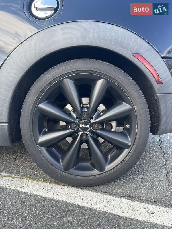 Хэтчбек MINI Cooper 2013 в Киеве