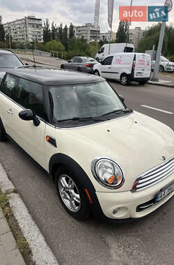 Хэтчбек MINI Cooper 2012 в 