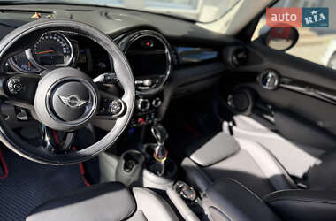 Хэтчбек MINI Cooper 2017 в 