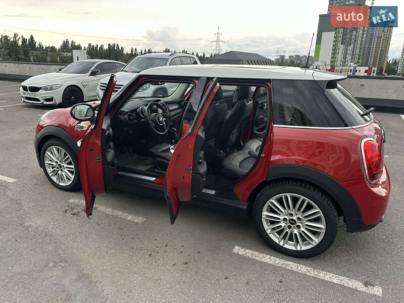 Хэтчбек MINI Cooper 2016 в Киеве