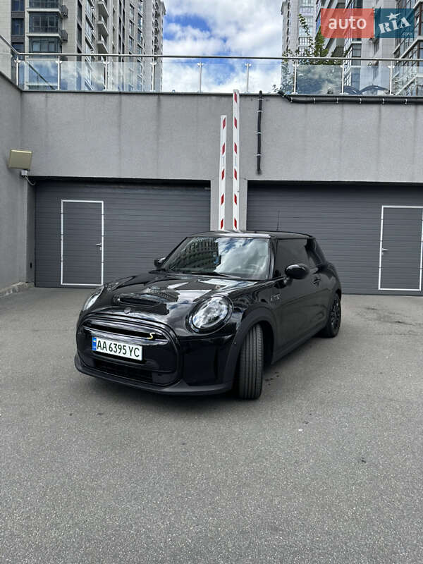 Хетчбек MINI Cooper 2022 в Києві