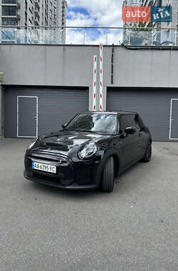 Хэтчбек MINI Cooper 2022 в 
