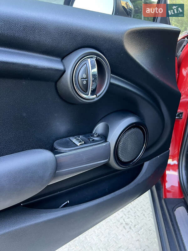 Хэтчбек MINI Cooper 2015 в Киеве