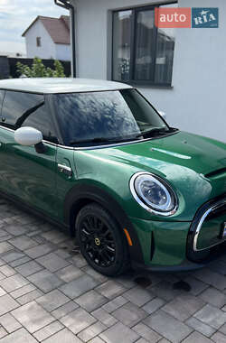 Хетчбек MINI Cooper 2022 в 