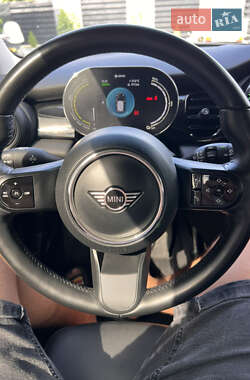 Хетчбек MINI Cooper 2022 в 