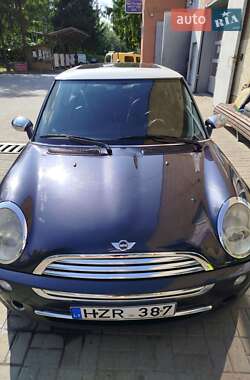 Хэтчбек MINI Cooper 2004 в Львове