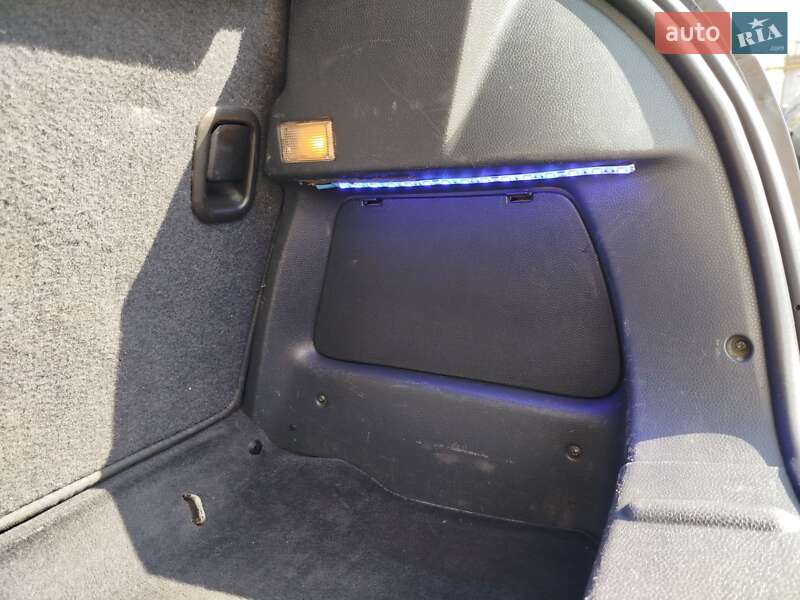 Хэтчбек MINI Cooper 2004 в Львове