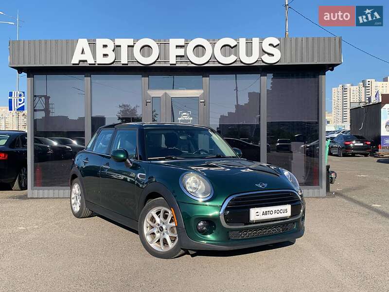 Хэтчбек MINI Cooper 2017 в Киеве