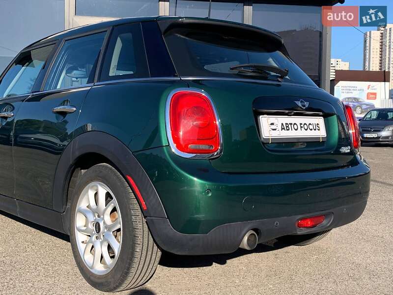 Хэтчбек MINI Cooper 2017 в Киеве