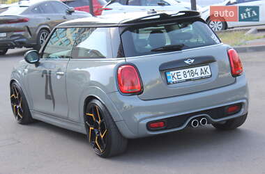 Хэтчбек MINI Cooper 2015 в 