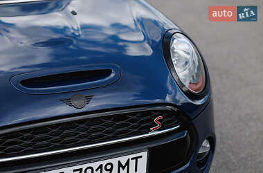 Хэтчбек MINI Cooper 2015 в 