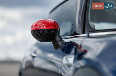 Хэтчбек MINI Cooper 2015 в 