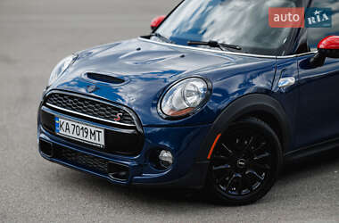 Хэтчбек MINI Cooper 2015 в 