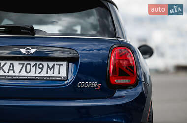 Хэтчбек MINI Cooper 2015 в 
