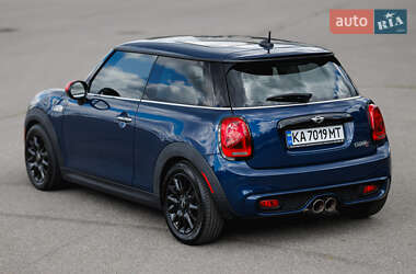 Хэтчбек MINI Cooper 2015 в 