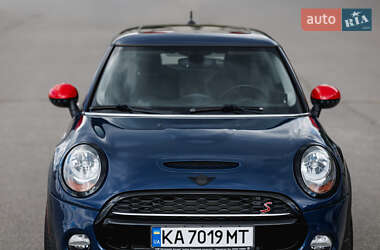 Хэтчбек MINI Cooper 2015 в 