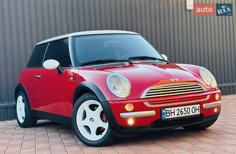 Хэтчбек MINI Cooper 2003 в Одессе