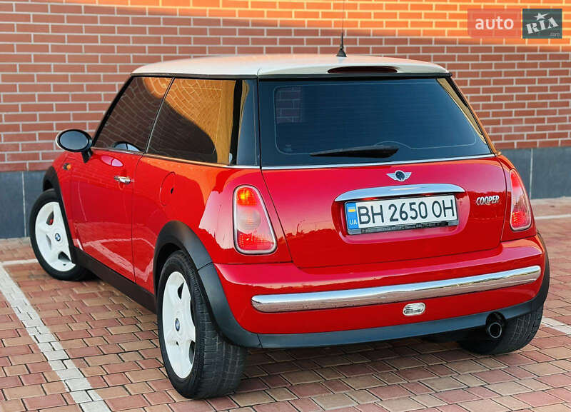 Хэтчбек MINI Cooper 2003 в Одессе