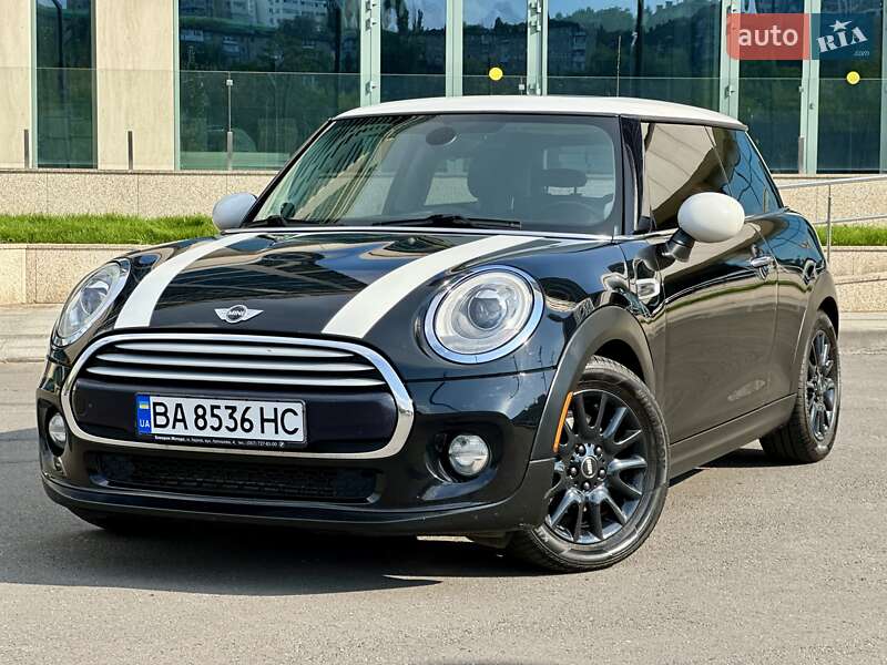 Хэтчбек MINI Cooper 2014 в 