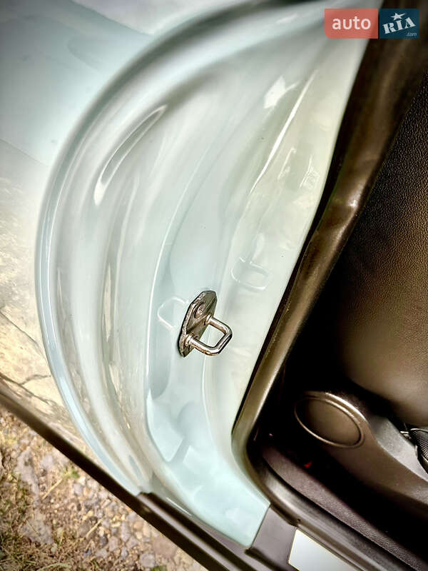 Хетчбек MINI Cooper 2013 в Кам'янець-Подільському