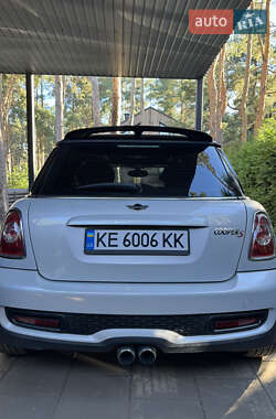 Хэтчбек MINI Cooper 2013 в 