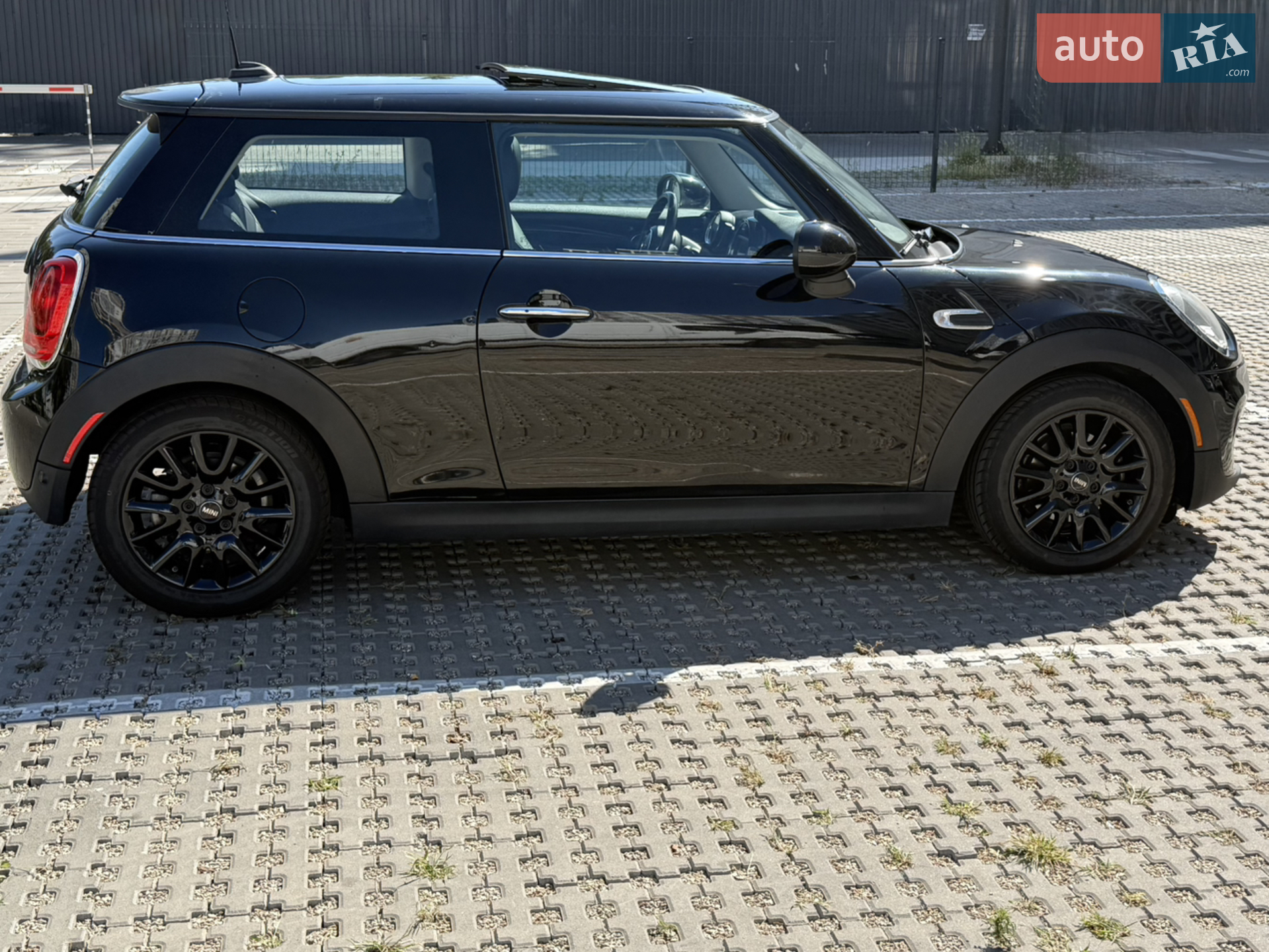 2019 MINI Cooper - мініатюра 3