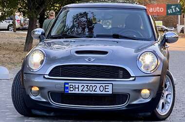 Хэтчбек MINI Cooper 2009 в 