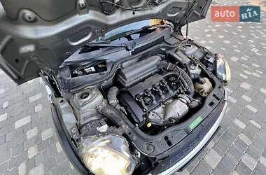 Хэтчбек MINI Cooper 2009 в 