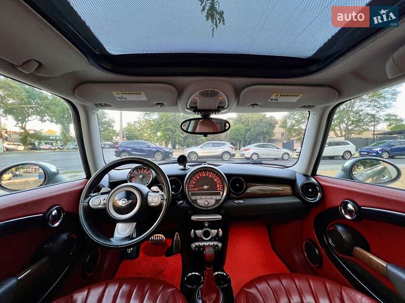 Хэтчбек MINI Cooper 2009 в Одессе фото 13 Хэтчбек MINI Cooper 2009 в Одессе