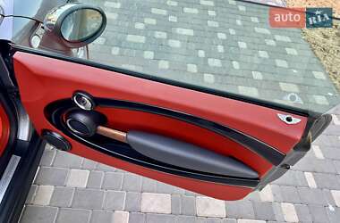 Хэтчбек MINI Cooper 2009 в 