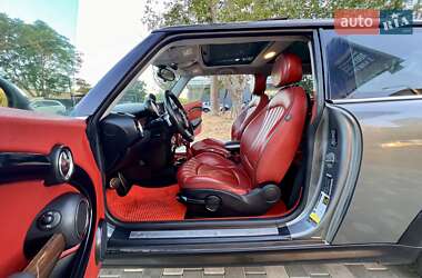 Хэтчбек MINI Cooper 2009 в 