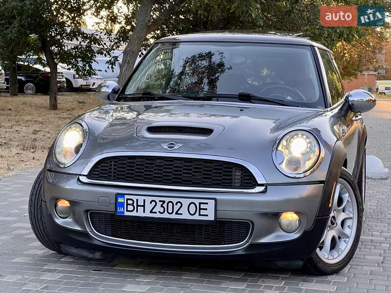Хэтчбек MINI Cooper 2009 в Одессе фото 64 Хэтчбек MINI Cooper 2009 в Одессе