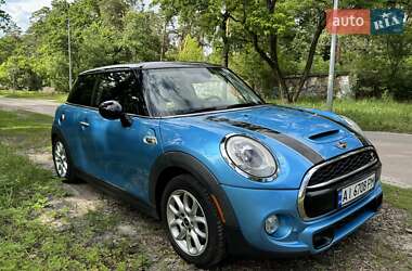 Хетчбек MINI Cooper 2015 в 