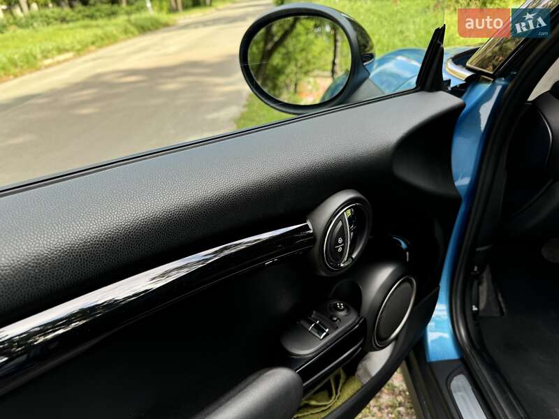 Хетчбек MINI Cooper 2015 в Києві