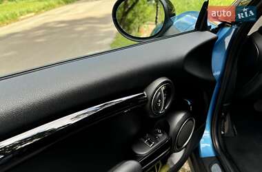 Хетчбек MINI Cooper 2015 в 
