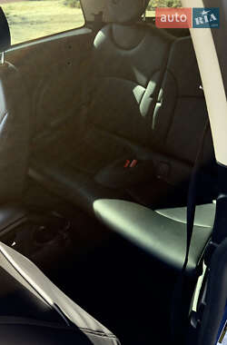 Хетчбек MINI Cooper 2013 в 