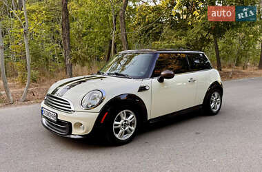 Хэтчбек MINI Cooper 2012 в Одессе