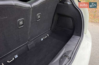 Хетчбек MINI Cooper 2012 в 