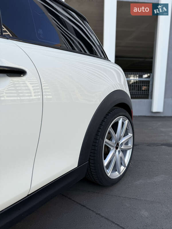 Хэтчбек MINI Cooper 2017 в Киеве фото 7 Хэтчбек MINI Cooper 2017 в Киеве