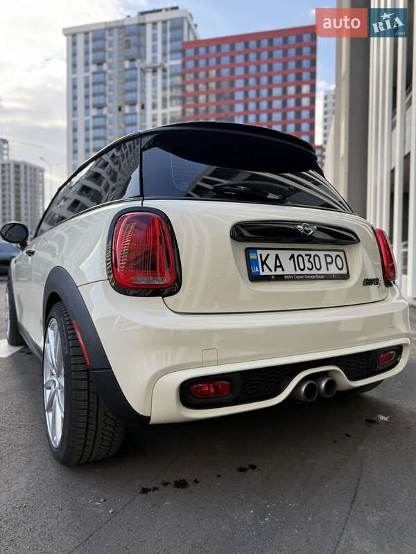 Хэтчбек MINI Cooper 2017 в Киеве фото 12 Хэтчбек MINI Cooper 2017 в Киеве