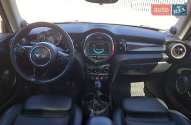 Хетчбек MINI Cooper 2015 в 